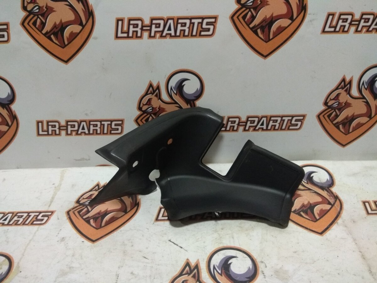 LR107342 Trunk loop lid left RANGE ROVER VELAR (L560) Used